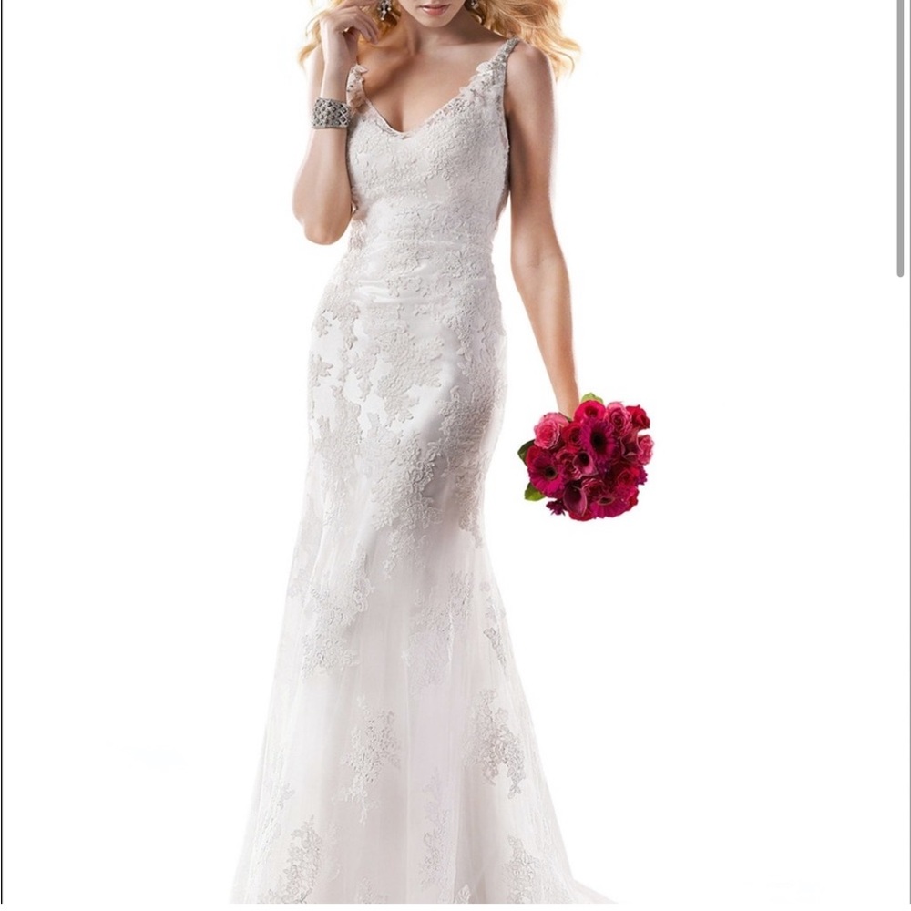 Maggie Sottero Sawyer Wedding Dress Size 6